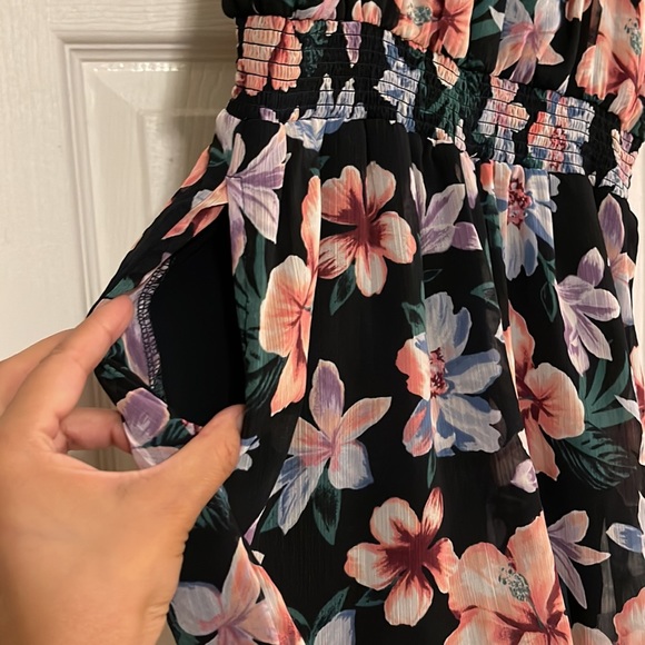 Abercrombie kids girls floral romper - Picture 2 of 7